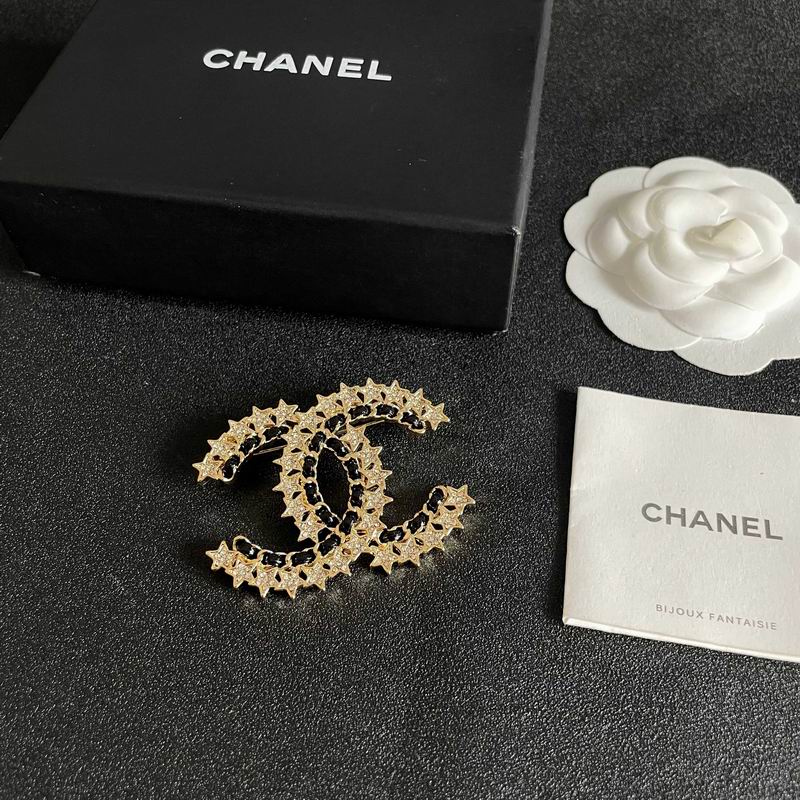Chanel Brooch 05yxs15